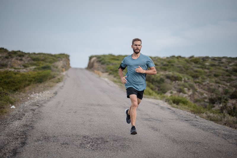 What is better for weight loss? Run fast or run far?