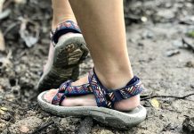What It’s Really Like To Hike In Sandals?