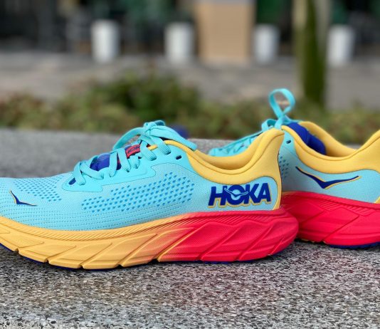 Discover the Vibrant HOKA Arahi 7 | A Perfect Blend of Style and Performance