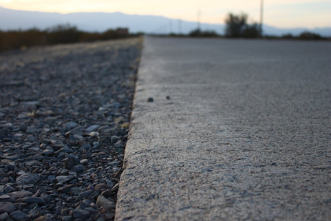 If You Have Knee Problems, Avoid Running On These Surfaces